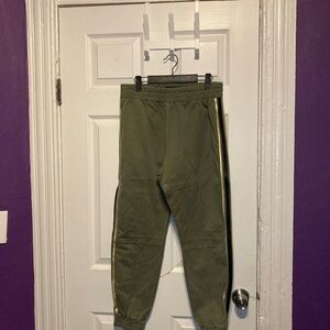 SPRWMN Olive Green‎ Joggers with Elastic Cuffs and Relaxed Fit